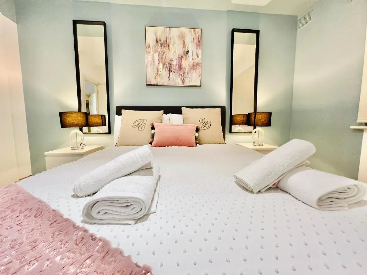 Apartmán Luxury Flat At Temple Bar Dublin 0*,  Irsko
